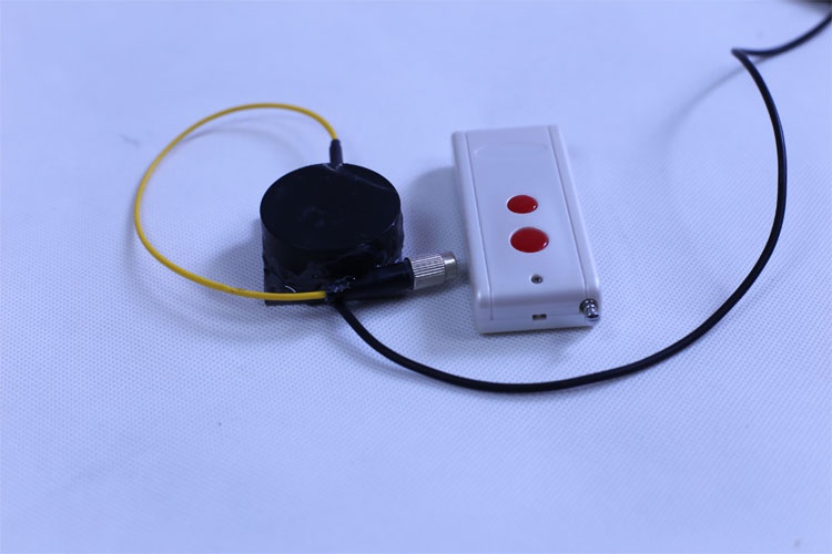 红外光纤耦合激光器